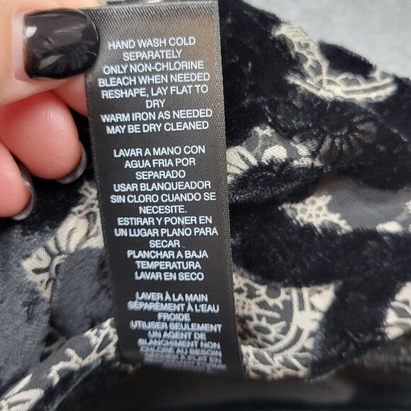 Chicos Travelers Womens Medium 1 Black Button-Front Tunic Velvet Jacket Stretch - Picture 3 of 11